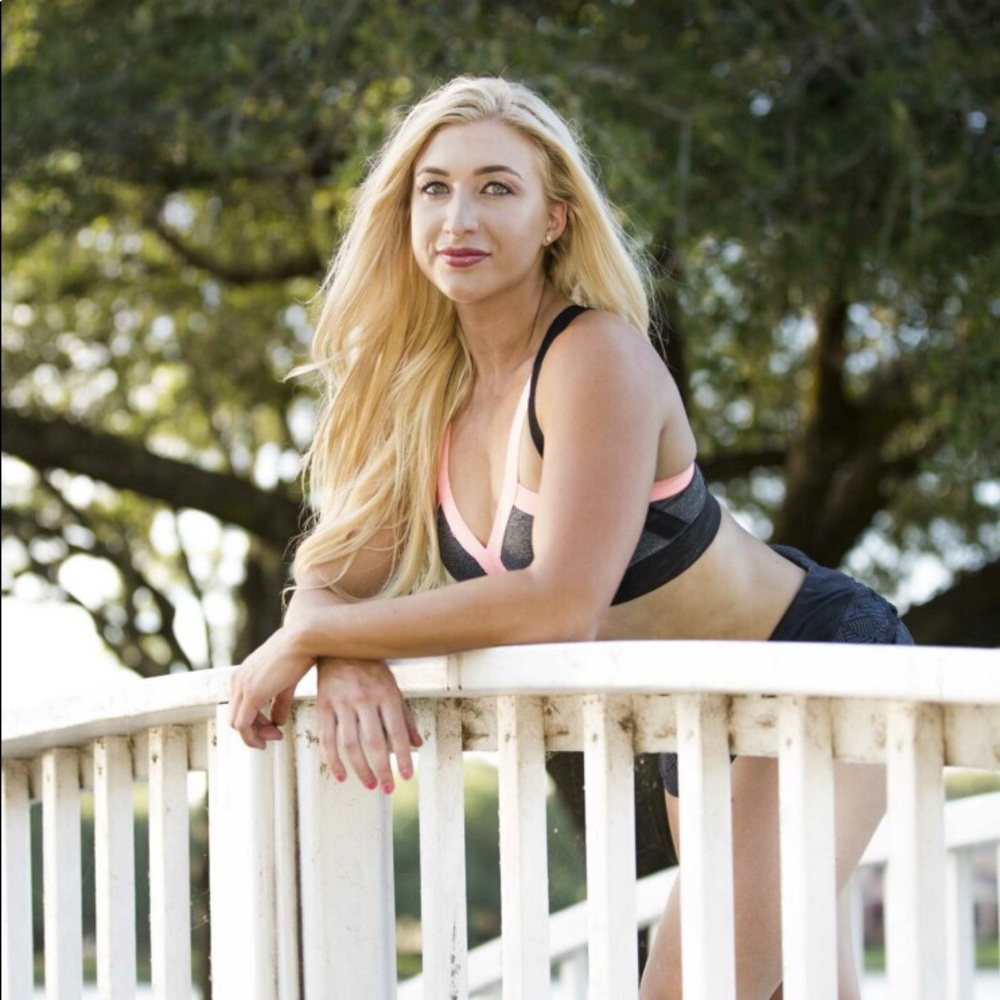 Meet your Posher, Tori